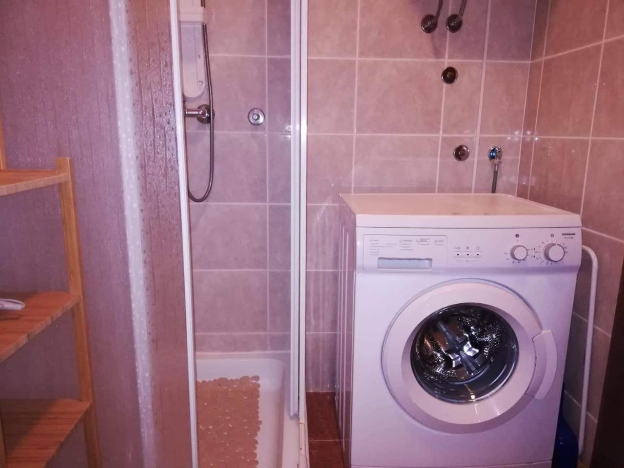 Apartment Bura *